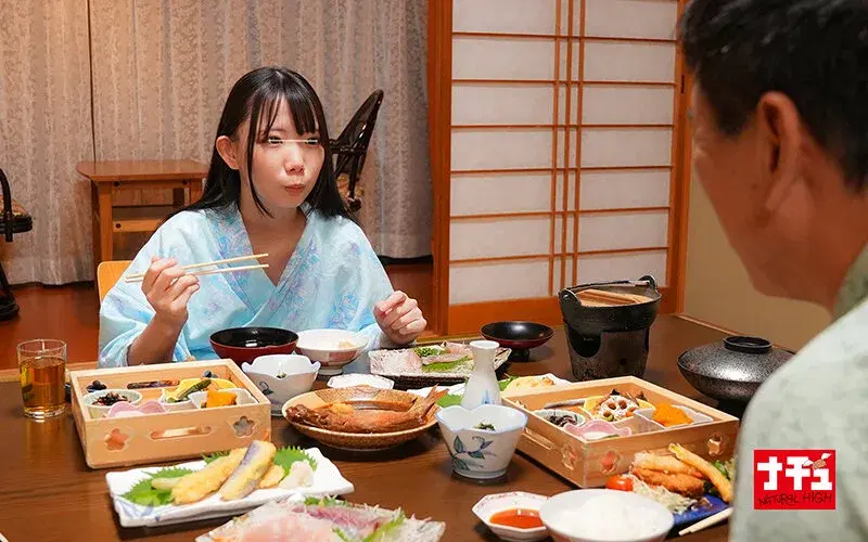 1NHDTC00152 離婚してもう会えないエロい乳首した人懐っこい義娘と最後の温泉旅行で小さなマ○コをこじ開け中出しするまでの記録 シーン5