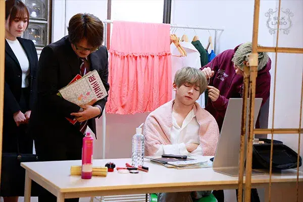 1SILK00193 Triangular Holic 4 シーン11