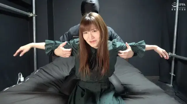 【H_1416AD01412】くすぐったいところが極端なお姉様をくすぐりチェック！ 美泉咲 - 美泉咲