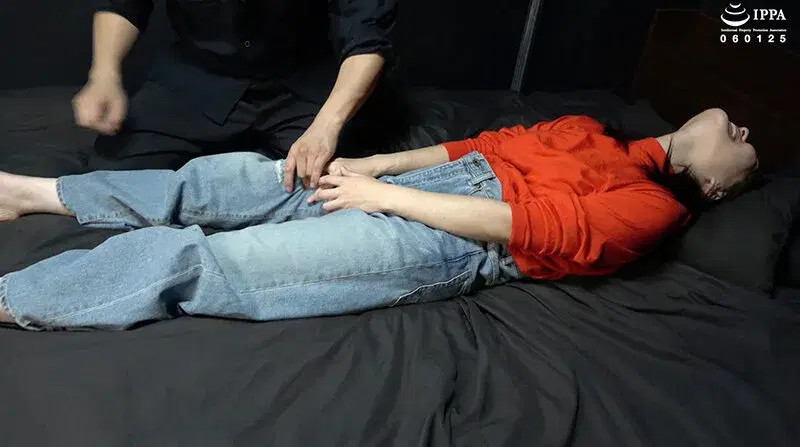 H_1416AD01874 「おまけの暗示くすぐり！ 石化暗示が思ったより効いて困惑しながらくすぐられる真冬ちゃん！」わかしラボ WAKA-068 雪奈真冬 8 シーン4