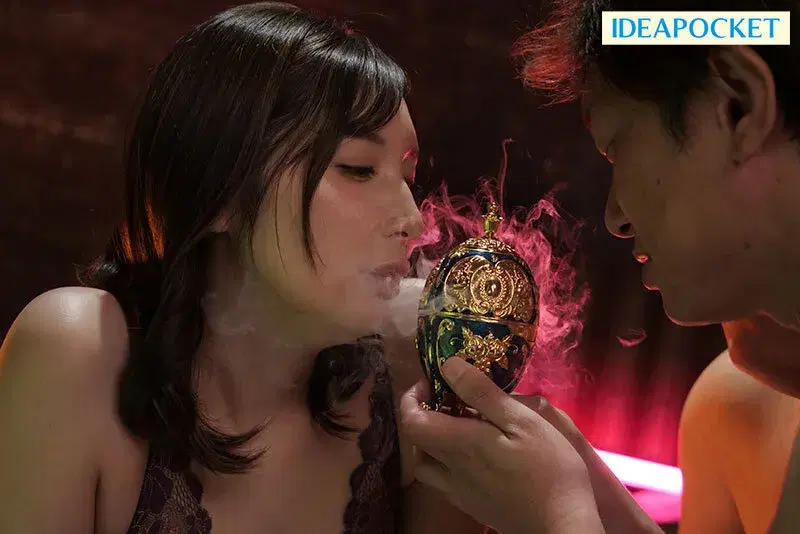 IPZZ-756 本物芸能人崩壊。10種の覚醒媚薬で理性ブッ飛びランジェリーキメセク 仲村みう シーン1