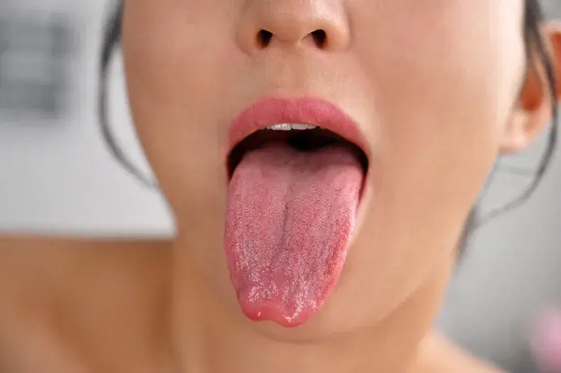 NKKVR-182 【VR】【8K超高詳細肉感特化VR】極・変態ママが毎朝●すのは成長期の息子！テカテカ＆舐めまくりな濃厚淫乱性交VR 本真ゆり』 シーン4