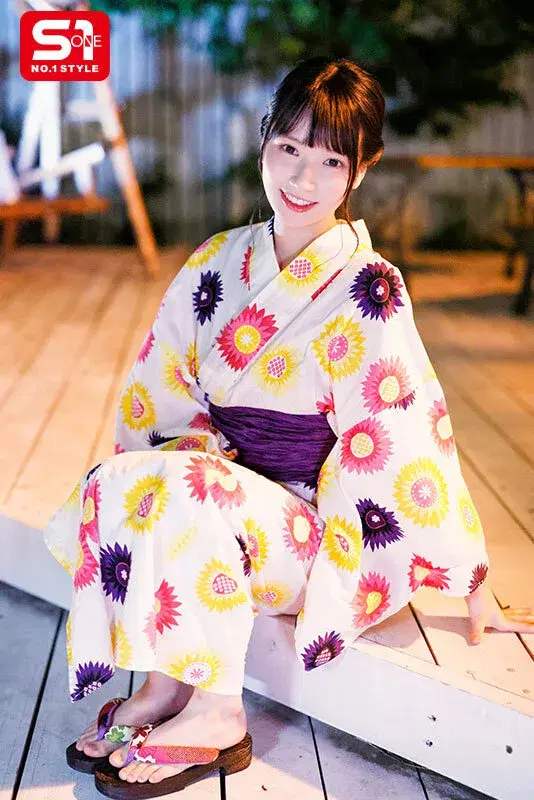 SONE-537 アナタ史上最高の射精体験のために 榊原萌の全力シコシコサポート10変化 4時間スペシャル シーン2