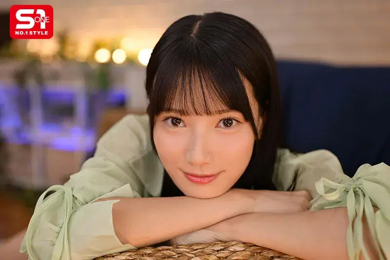 SONE-587 こんな美少女のエッロいフェラチオと嬉しそうな大量顔射 榊原萌 シーン1