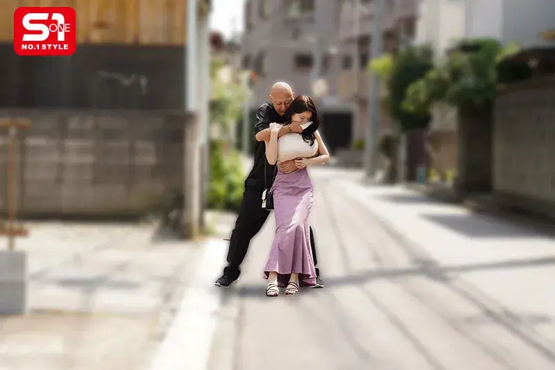 SONE-620 服越しでも分かるKカップが強●魔の目に留まり、拉致られ、大量媚薬に漬けられオーバードーズ！ ペニス中毒トリップ大乱交 凪ひかる シーン2