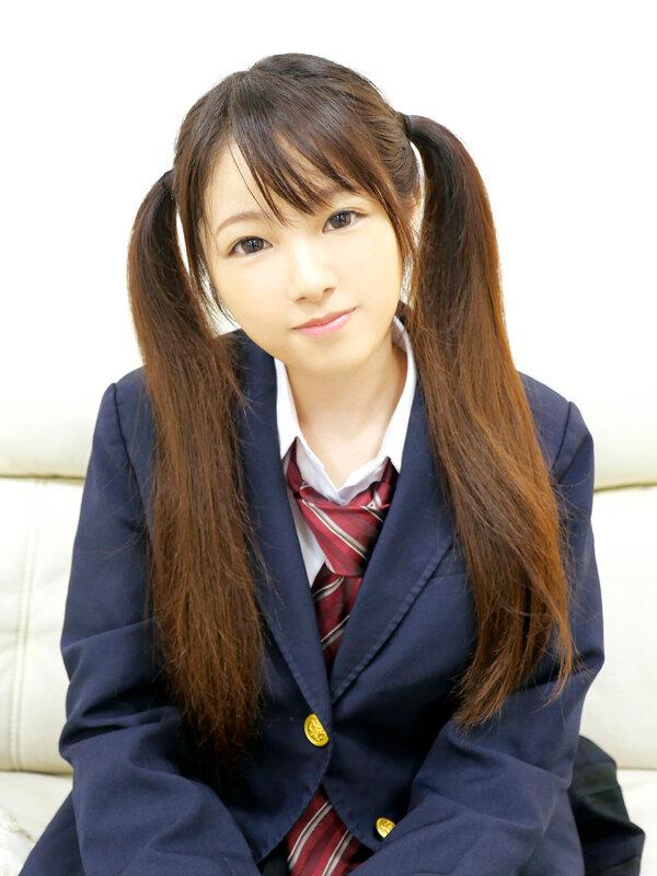 1IENFA04104 学校帰りの女子校生が水着に着替えて参加！ヌルヌル泡泡ソープ体験 平花 シーン1