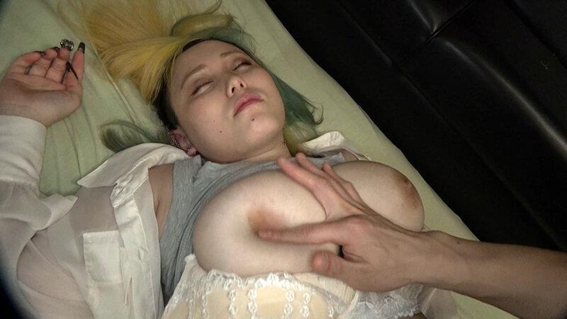 H_1787BDST00058 暗闇連れ込みSEX 巨乳が過ぎるド派手美女、おっぱい使いまくりセックス。爆ぜる巨乳の恵体 ネネさん 田中ねね シーン2