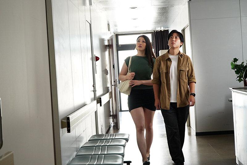 JJDA-70 憧れの巨乳兄嫁と… 背徳の院内義姉相姦 葉山さゆり シーン1