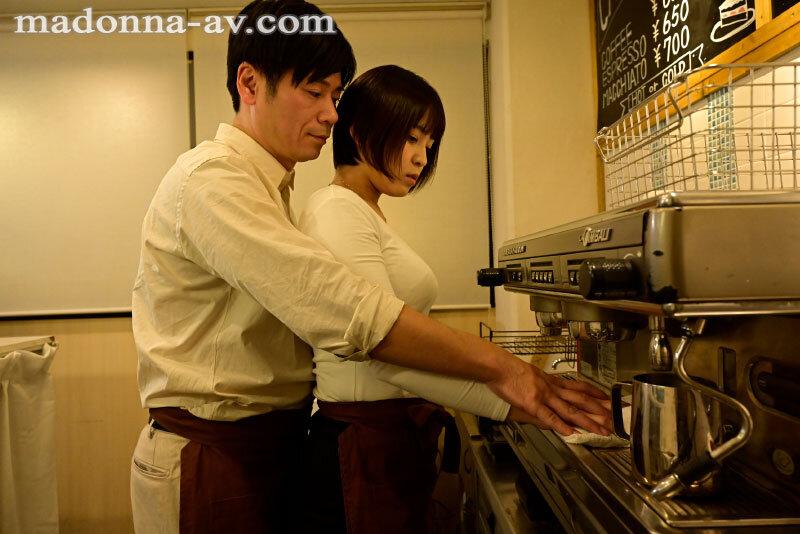 JUQ-295 パートタイムNTR シフトを過ぎた残業、欲求不満な人妻を飼い慣らす調教研修―。 玉城夏帆 シーン2