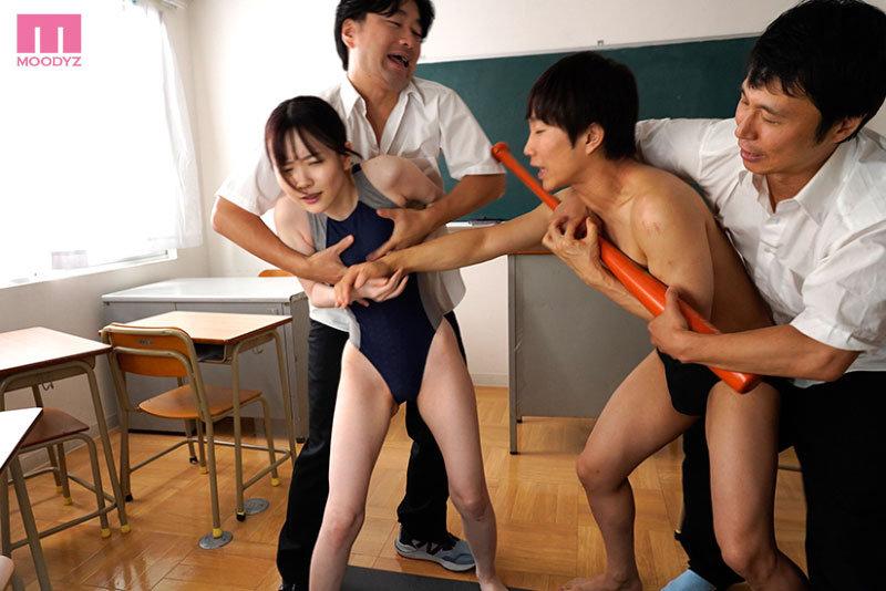 MIDV-258 憧れのさくら先輩が屈強な水泳部員に輪●されてしまった… 水卜さくら シーン1