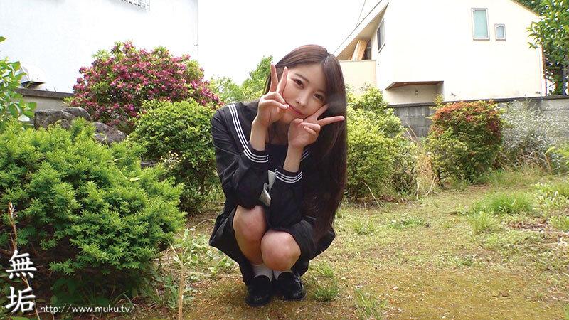 MUDR-286 性欲の溢れたエロ過ぎ制服美少女が汗だくになって男を貪る絶倫性交 森日向子 シーン9