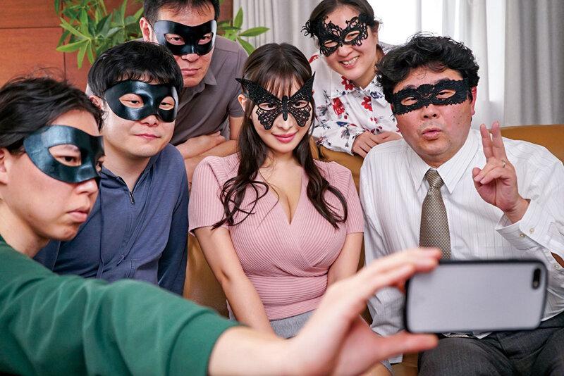 NGOD-286 仮面の爆乳妻 MASKの下で揺れるご近所妻の敏感な女体 酒池肉林の自治会性交 広瀬美結 シーン2