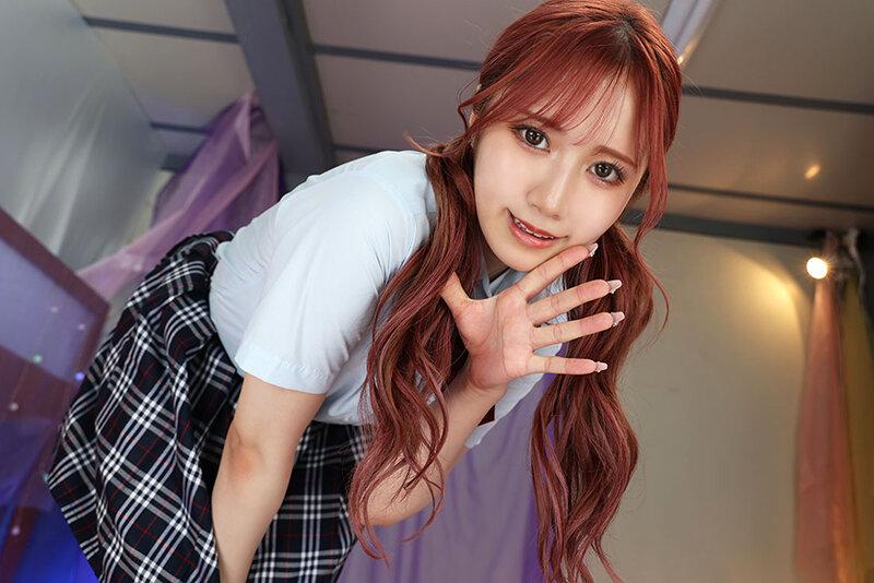 VRKM-959 【VR】天使か？悪魔か？ 緩急自在の焦らしテクに完全に骨抜きにされる二刀流責め快感部屋 斎藤あみり シーン3